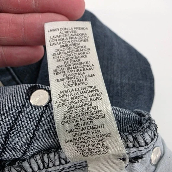 DKNY Womens Size 6 Dark Blue Jeans‎ Straight Casual Classic Comfortable Staple - Picture 4 of 14